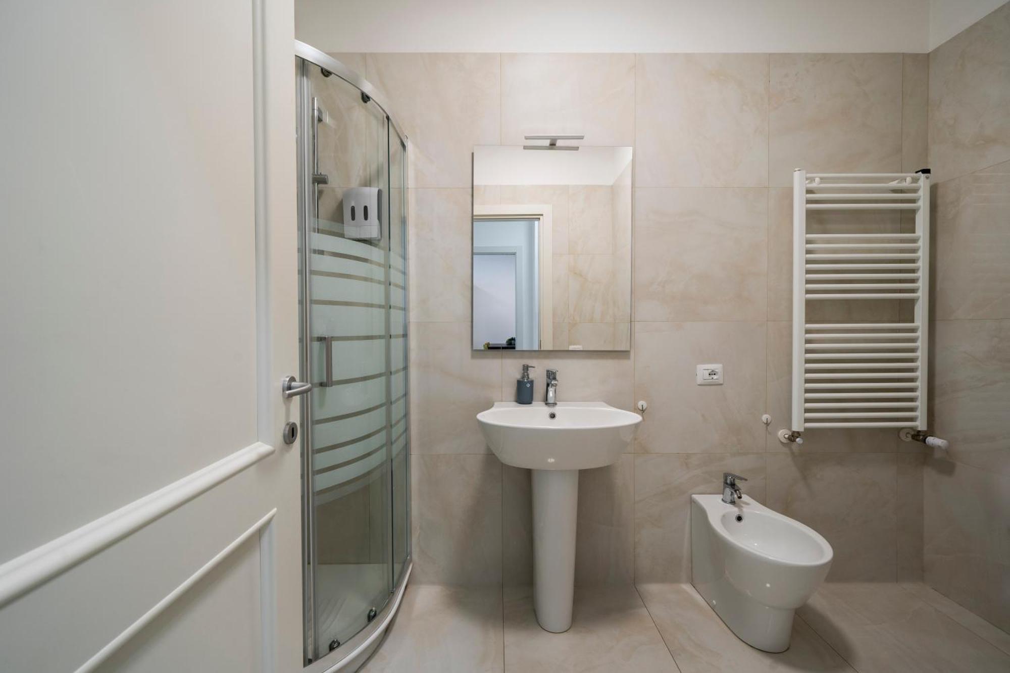 Appartement Suite Modern Tulipan Autentica Home Sharing Milan